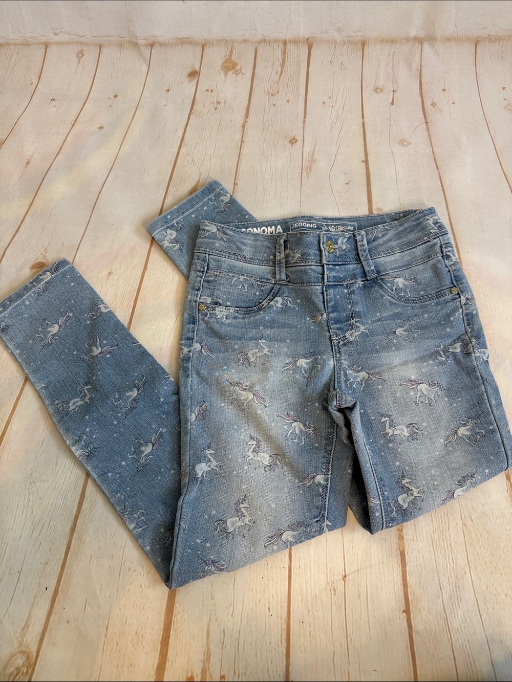 Sonoma Girls Stretch Jegging with Washed Out Unicorn Print Light Wash